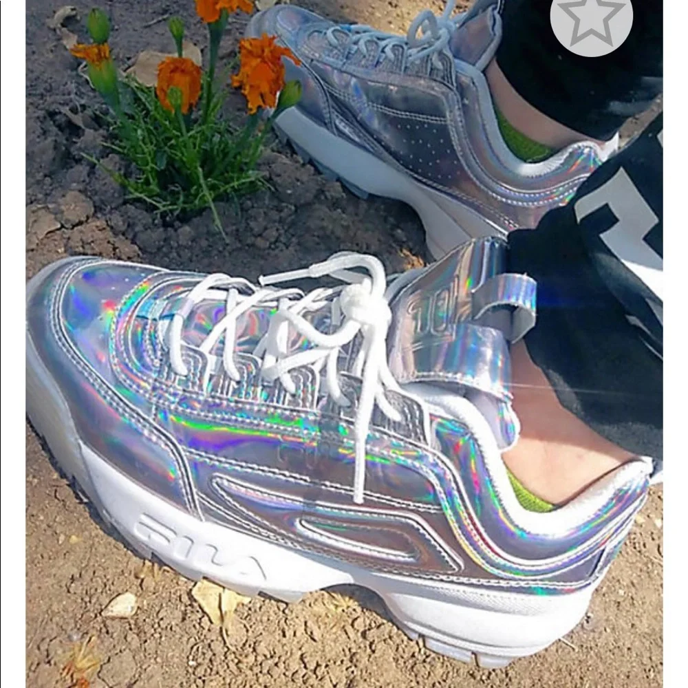 Unisex Fila Iridescent metallic holographi sneaker - Picture 3 of 8